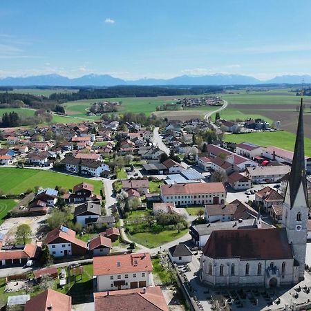 Chaletwohnung Vor Den Toren Des Chiemgaus Tacherting Esterno foto